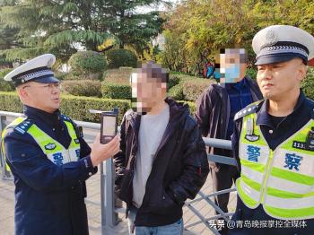 青岛一男子饮酒后觉得清醒，开车时被交警查出醉驾  